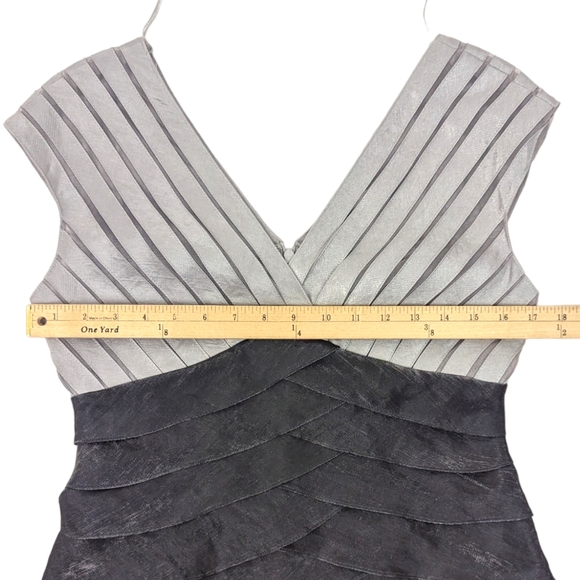 Adrianna Papell Tiered Cocktail Party Dress Silver Womens 6 Gray Cap Sleeve - Picture 7 of 13